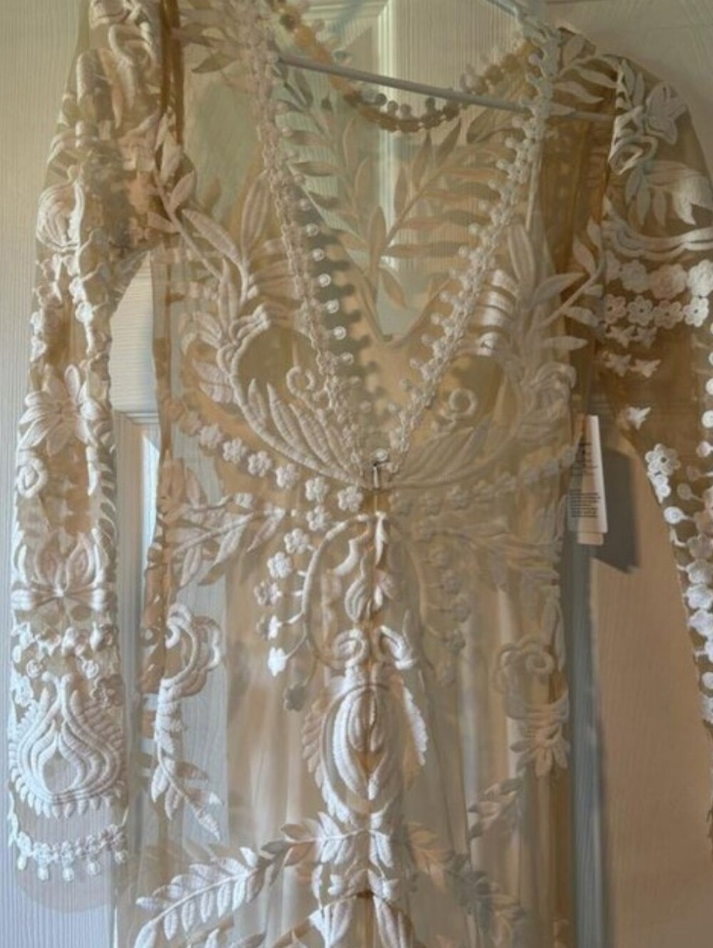 Boho Lace Wedding Dress and Slip - Picture 4 of 15